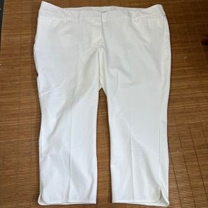 Lane Bryant, the Deluxe Allie, 26, white 95% cotton capris